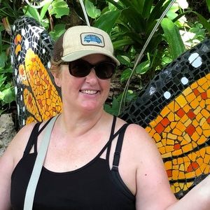 Meet your Posher, Sharon